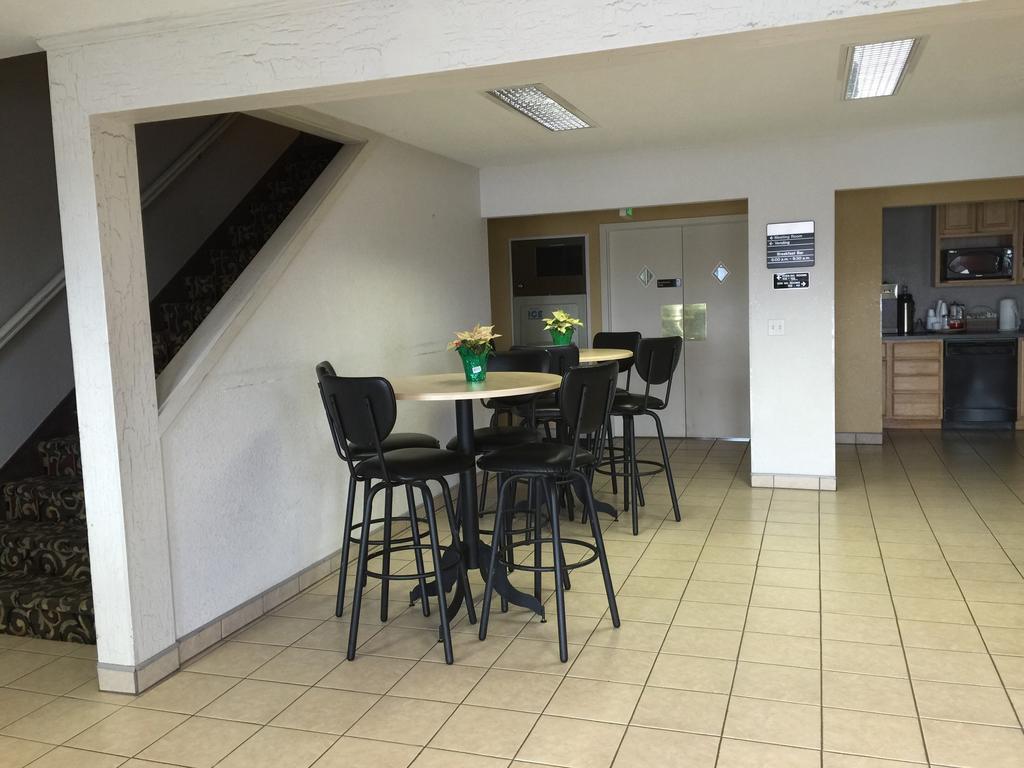 Americas Best Value Inn & Suites - Bluffton Eksteriør bilde