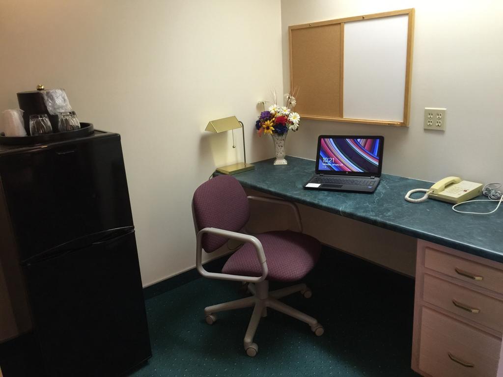 Americas Best Value Inn & Suites - Bluffton Rom bilde