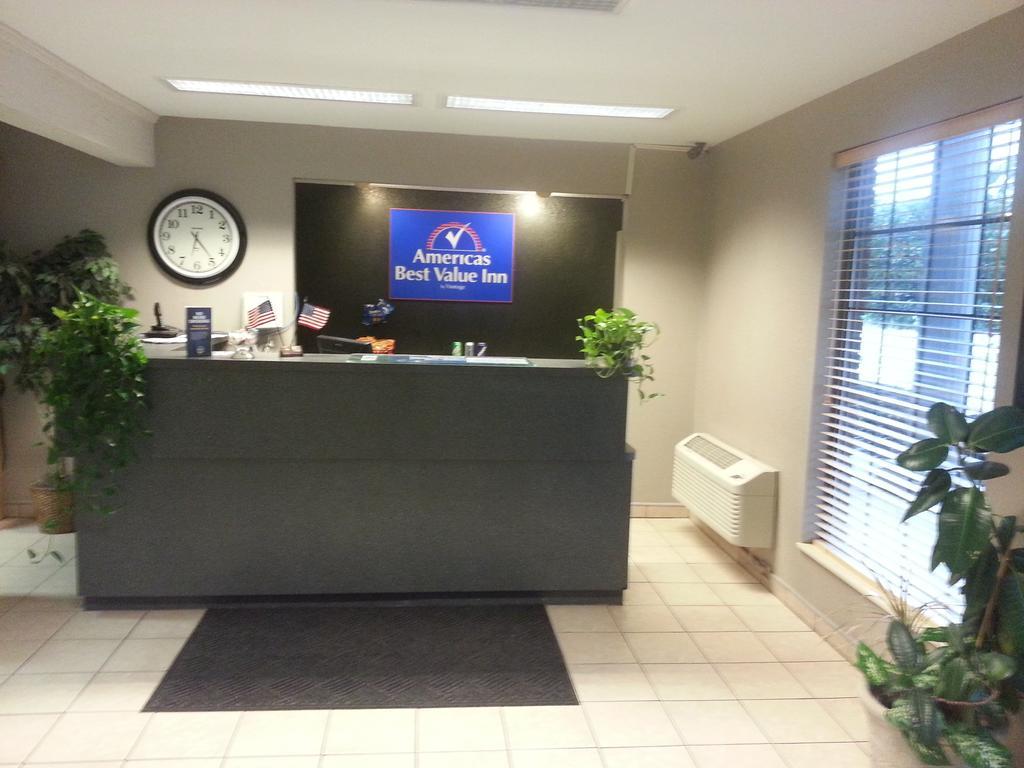 Americas Best Value Inn & Suites - Bluffton Eksteriør bilde