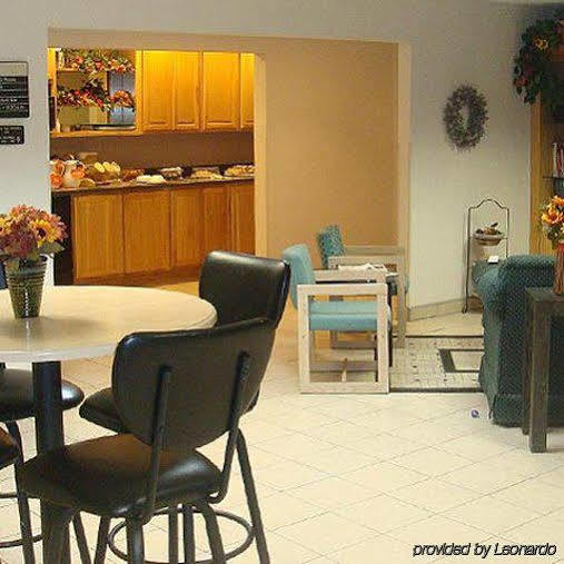 Americas Best Value Inn & Suites - Bluffton Rom bilde
