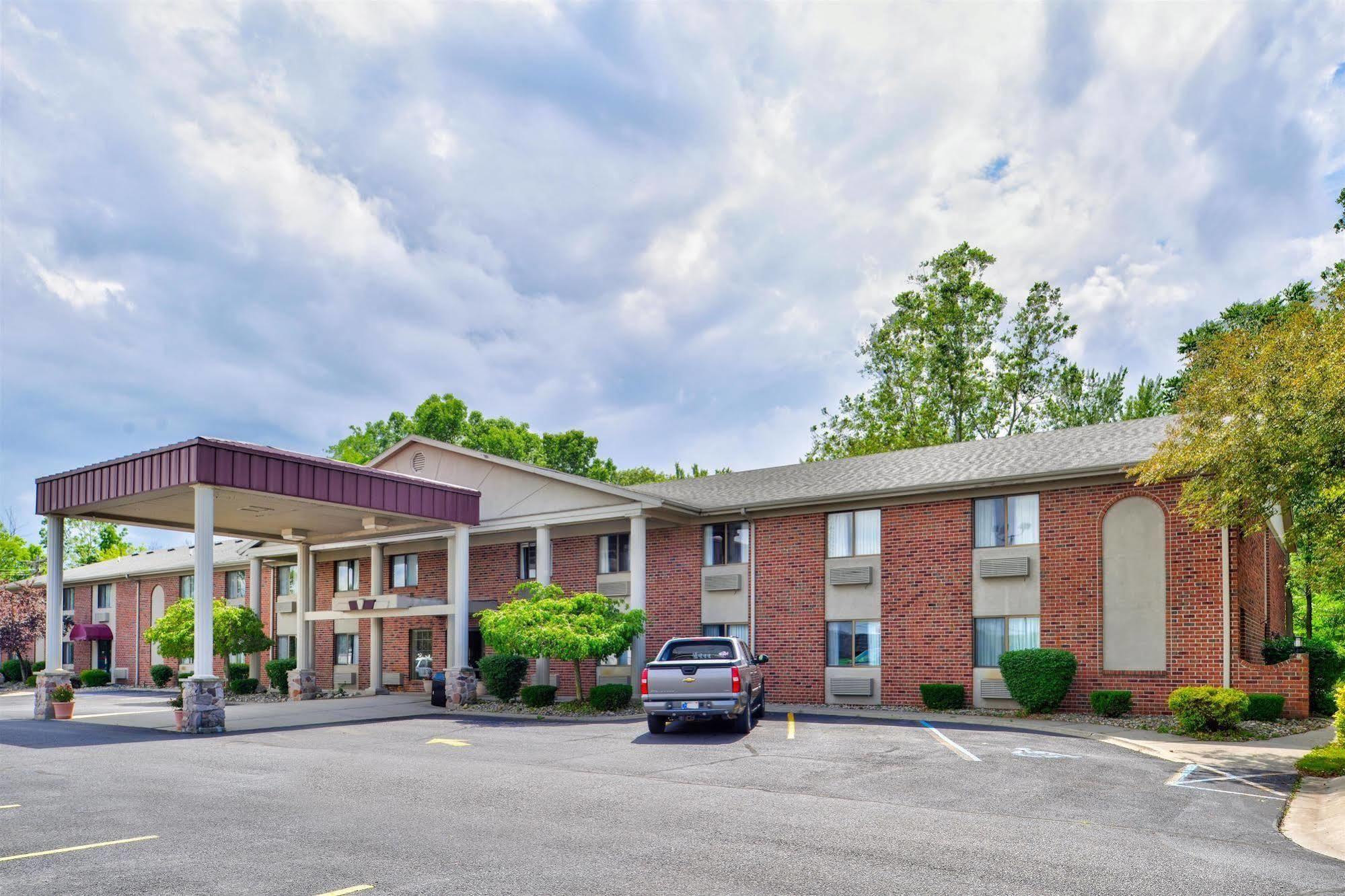 Americas Best Value Inn & Suites - Bluffton Eksteriør bilde